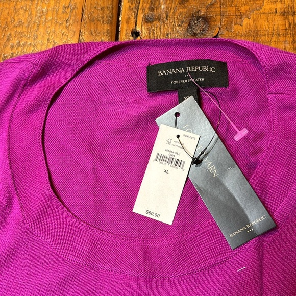 NWT Banana Republic LS Crew Neck Forever Sweater, XL, magenta - Picture 2 of 6